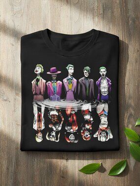 Joker Harley Quinn Water Reflection Comic Art Graphic Tee